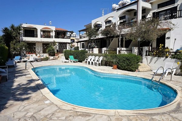 pool airbnb paphos