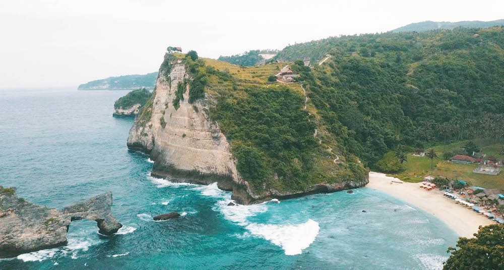 Nusa Penida Travel Guide 2020 // Bali's Sister Adventure Island