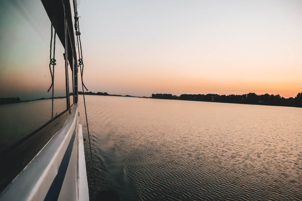 mantua sunset cruise